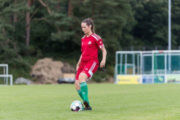 Bild 18 - F SV Boostedt - SV Fortuna St. Juergen : Ergebnis: 2:1